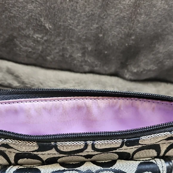 Coach Signature Black and Gray Crossbody Bag - Picture 5 of 5